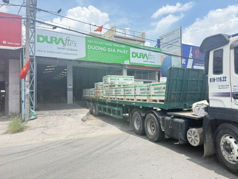 Tấm Duraflex làm vách ngăn: chọn 8 hay 9 mm, khung thép hộp và chi phí vách 4×3 m